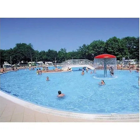 In With Swimming Pool Porec